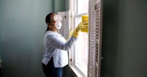 梅雨の食器・洗濯洗剤ストック管理術2026｜詰め替え・買い置きで家事をラクにする実践ガイド